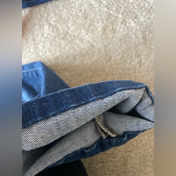 FRAME Le Mini Boot jeans hemmed 26” to cropped length. Women size 29 mid rise - Picture 5 of 8